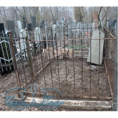 Демонтаж металлической ограды